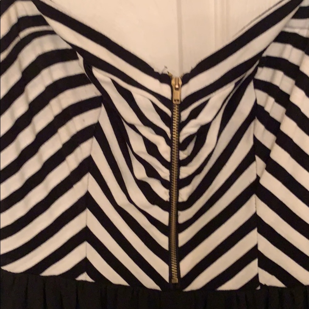 Dress - Picture 2 of 5